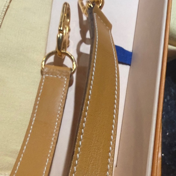 AUTHENTIC LUXURY LOUIS VUITTON VACHETTA LEATHER STRAP 1” WIDE WITH GOLD HARDWARE - Picture 3 of 4